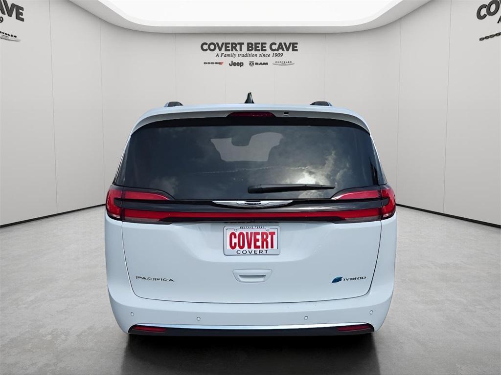 new 2025 Chrysler Pacifica Hybrid car, priced at $54,280
