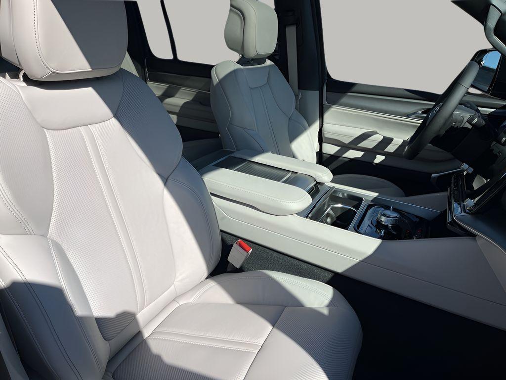 new 2025 Jeep Wagoneer car, priced at $75,936