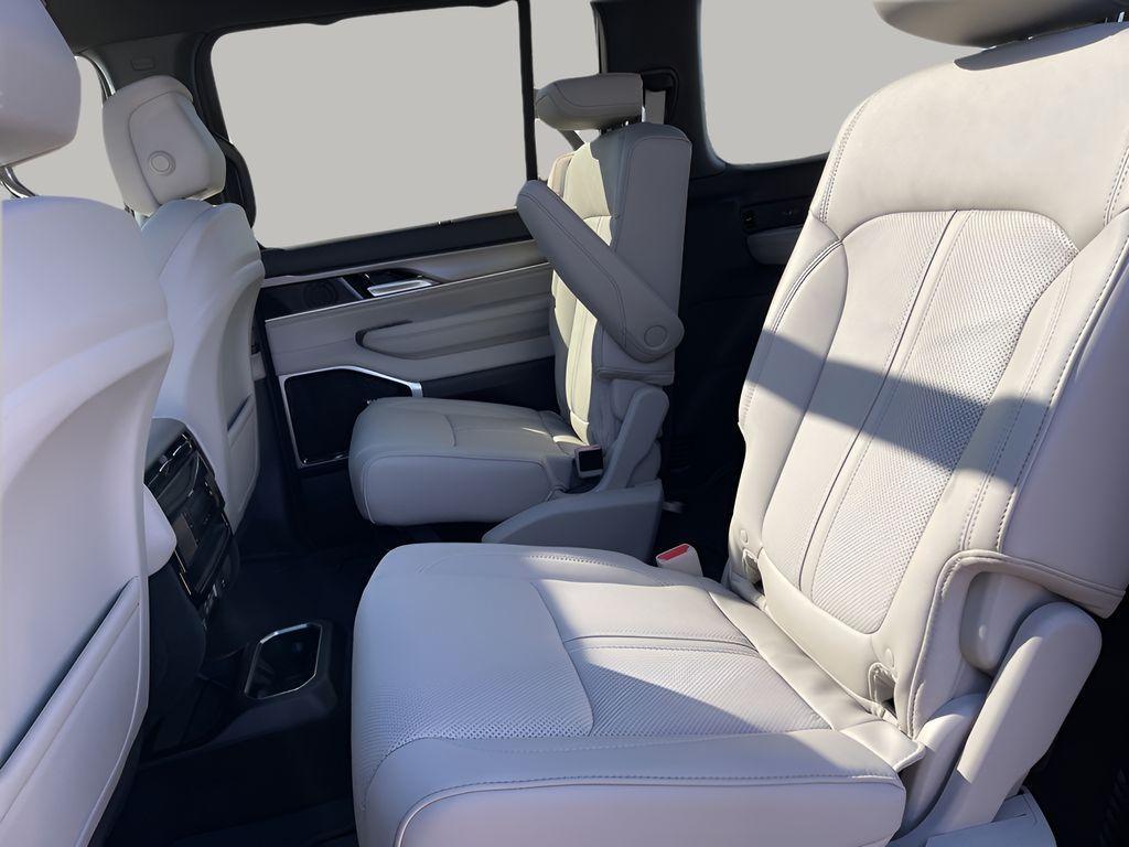 new 2025 Jeep Wagoneer car, priced at $75,936