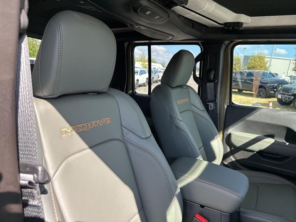 new 2025 Jeep Gladiator car, priced at $55,866
