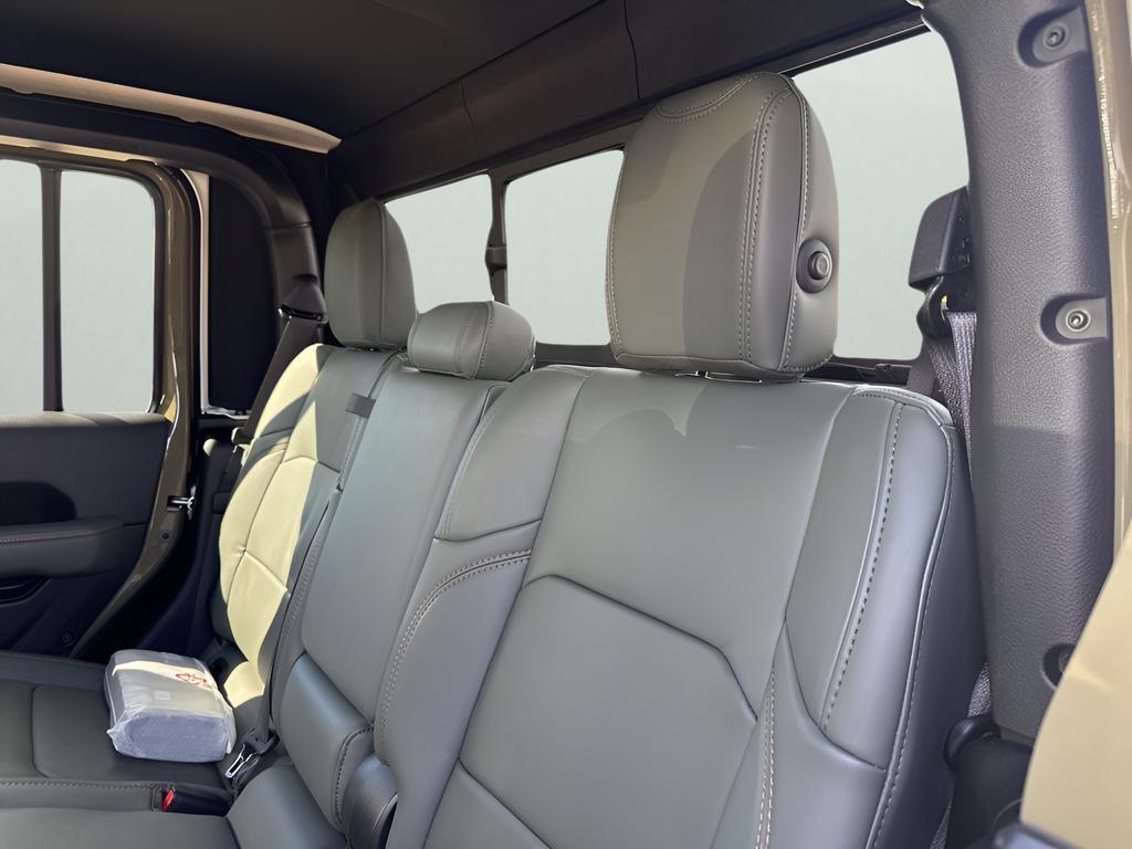 new 2025 Jeep Gladiator car, priced at $53,245