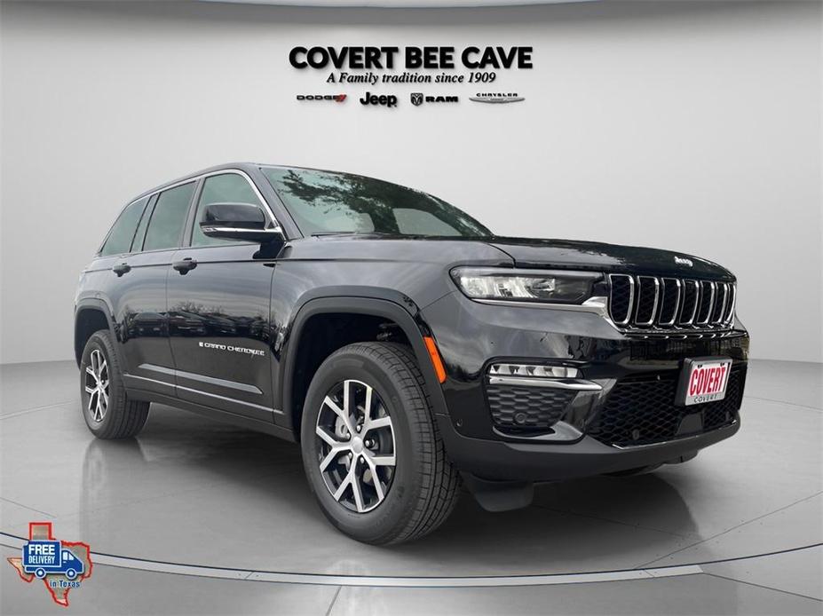 new 2025 Jeep Grand Cherokee car, priced at $50,235