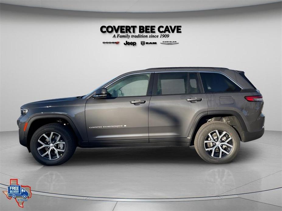 new 2025 Jeep Grand Cherokee car, priced at $44,795