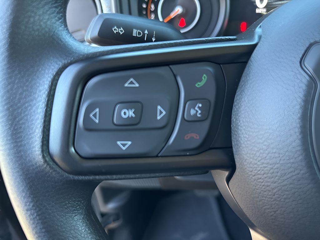 new 2025 Jeep Gladiator car, priced at $40,940
