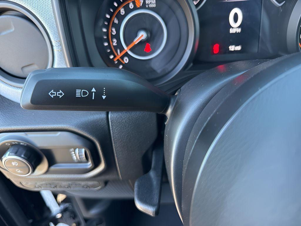 new 2025 Jeep Gladiator car, priced at $40,940
