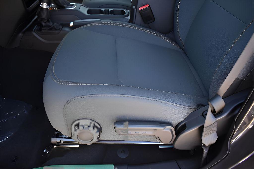 new 2025 Jeep Gladiator car, priced at $45,391