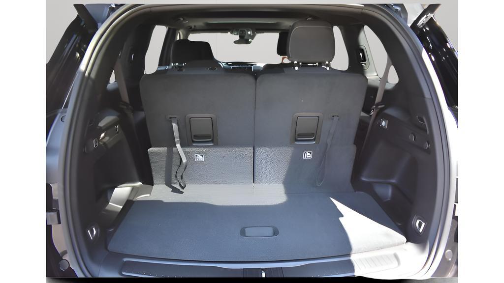 new 2025 Jeep Grand Cherokee L car, priced at $37,548