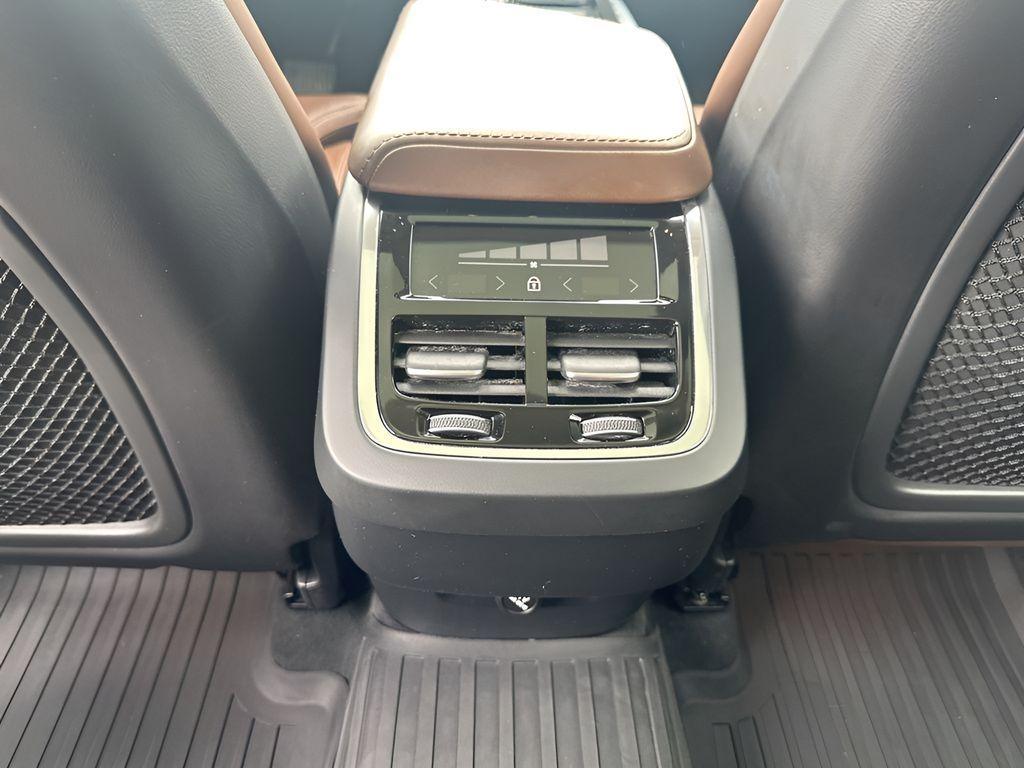 used 2020 Volvo XC60 car, priced at $22,481