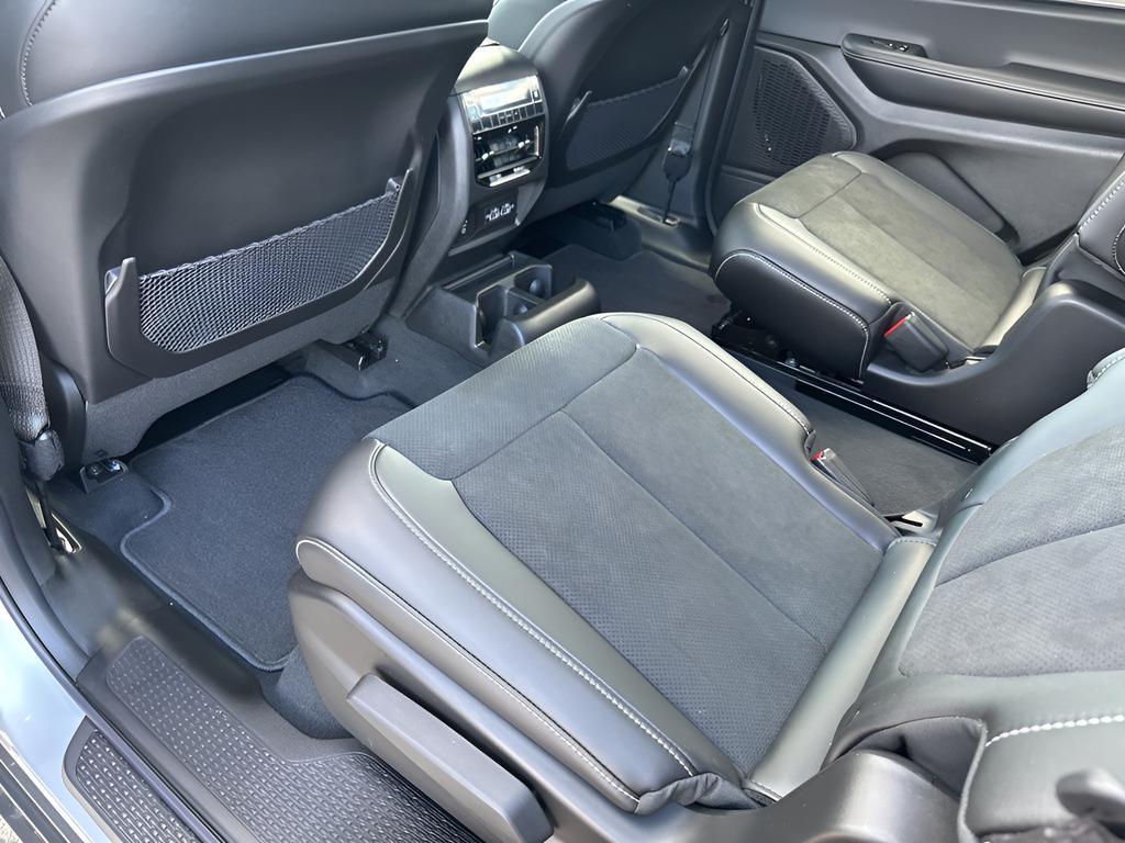 new 2025 Jeep Grand Cherokee L car, priced at $40,701