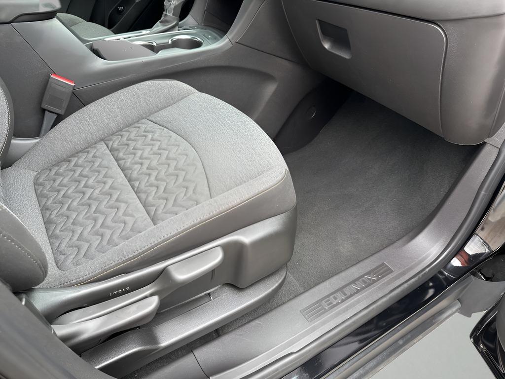 used 2024 Chevrolet Equinox car, priced at $22,262