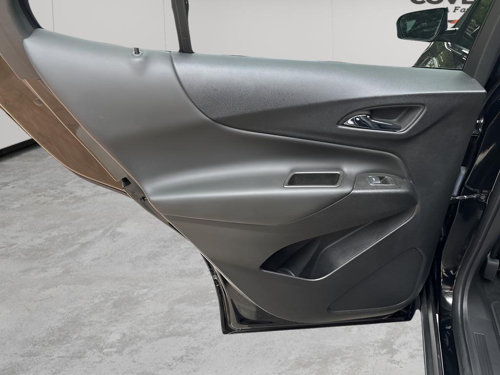 used 2024 Chevrolet Equinox car, priced at $22,262