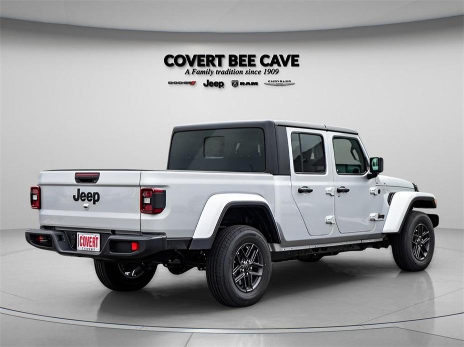 new 2024 Jeep Gladiator car, priced at $40,146