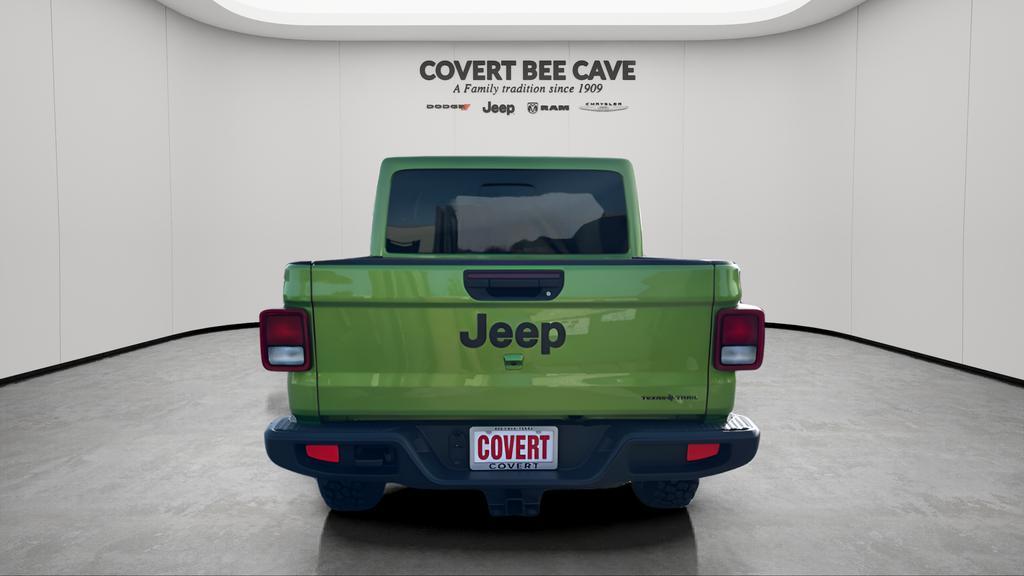 new 2025 Jeep Gladiator car, priced at $44,205