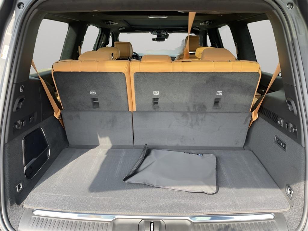 new 2025 Jeep Grand Wagoneer car, priced at $110,330