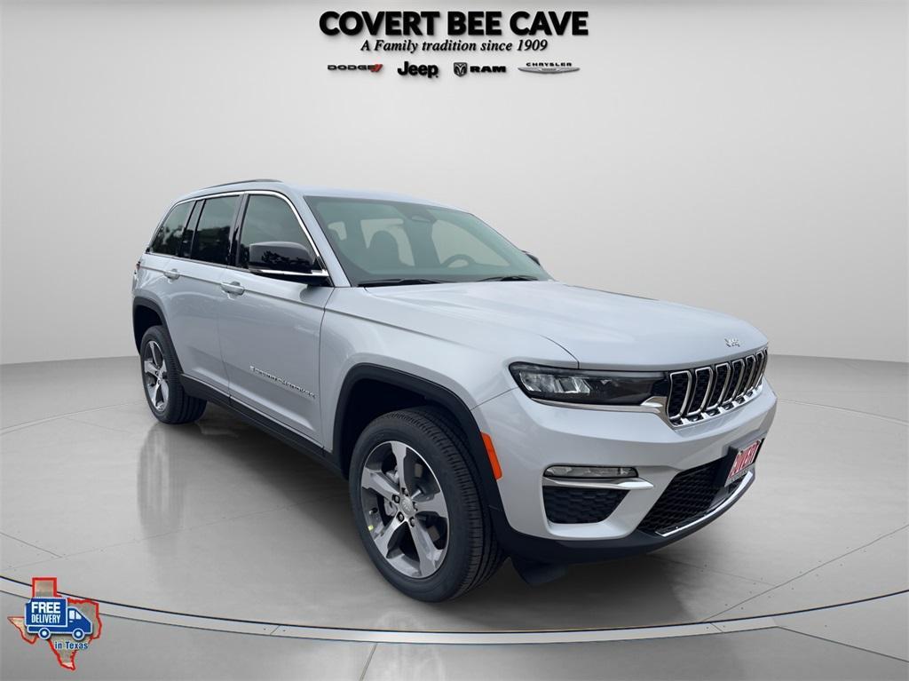 new 2025 Jeep Grand Cherokee car, priced at $48,899