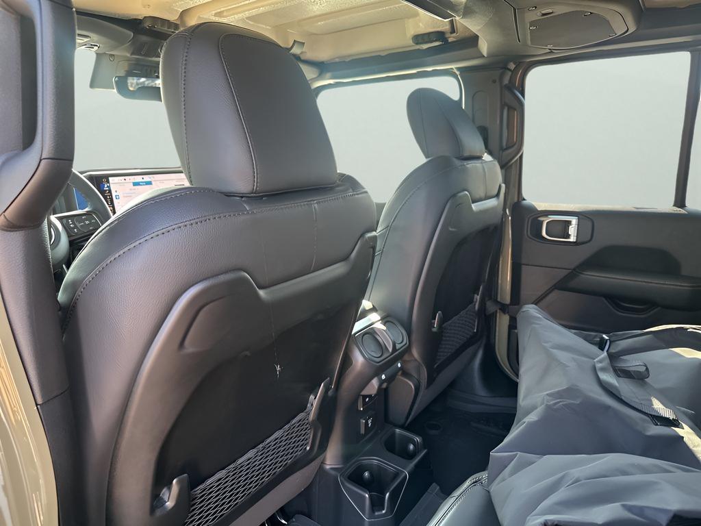 new 2025 Jeep Gladiator car, priced at $50,535