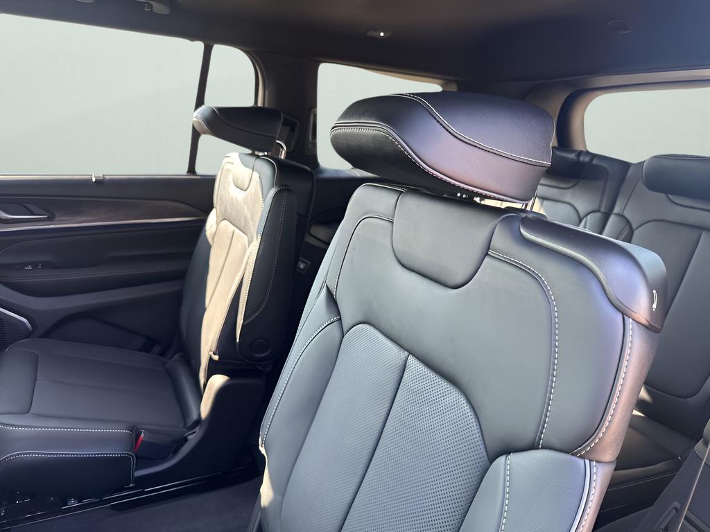 new 2025 Jeep Grand Cherokee L car, priced at $59,620