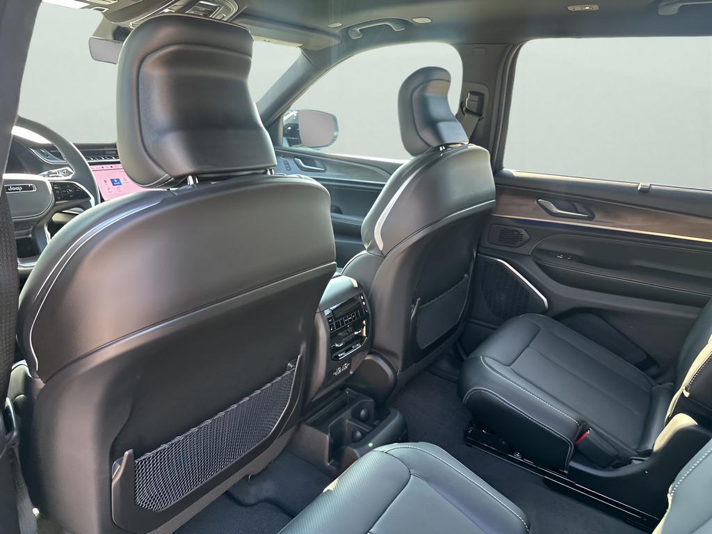 new 2025 Jeep Grand Cherokee L car, priced at $59,620