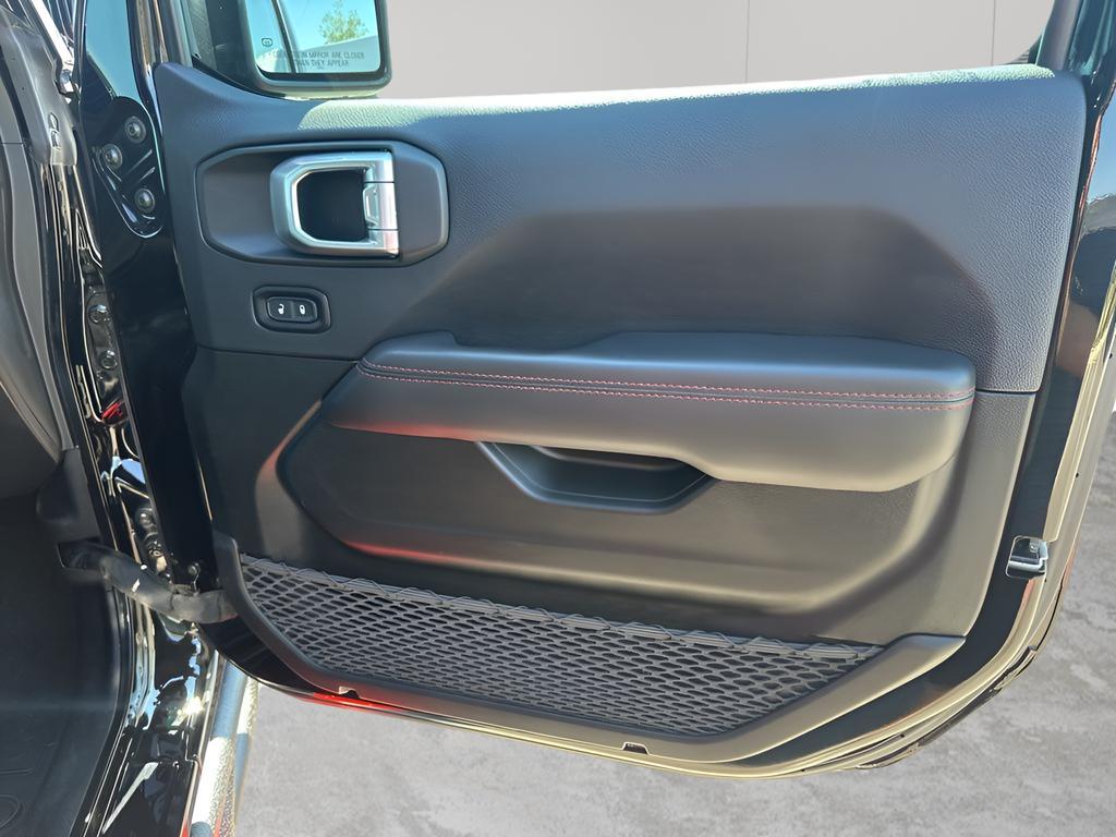 used 2022 Jeep Gladiator car, priced at $36,696
