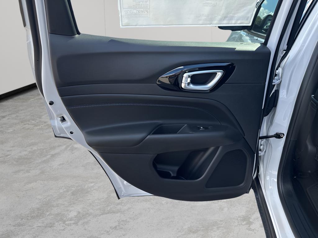 new 2026 Jeep Compass car, priced at $33,368