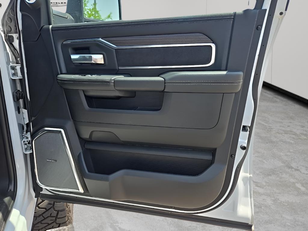 new 2025 Ram 2500 car, priced at $92,072