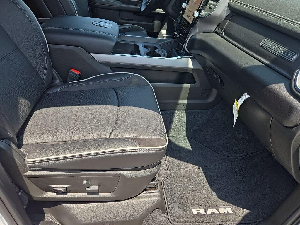 new 2025 Ram 2500 car, priced at $102,694