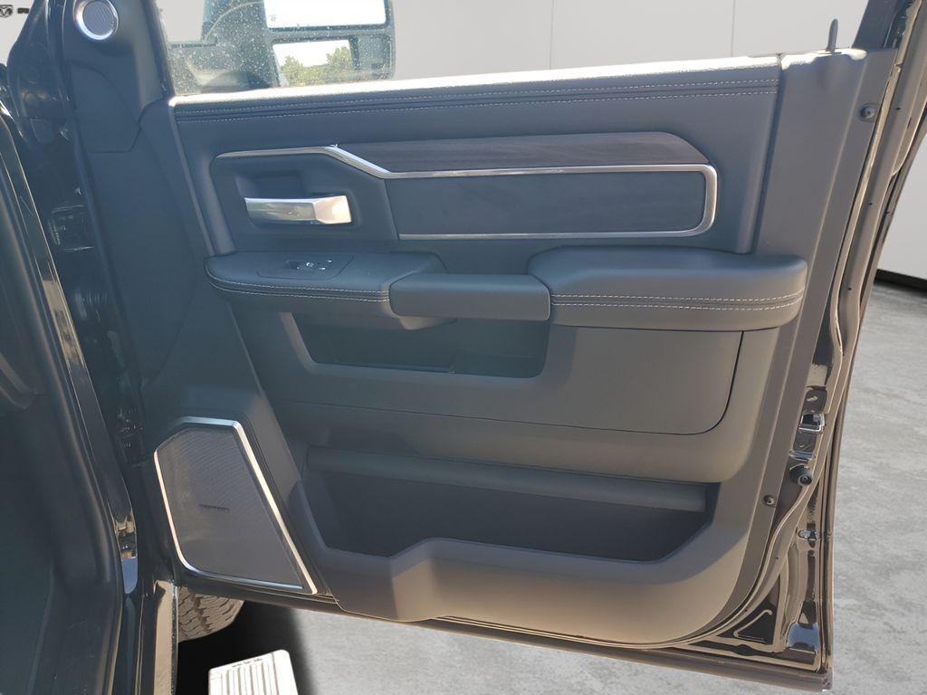 new 2025 Ram 2500 car, priced at $81,575