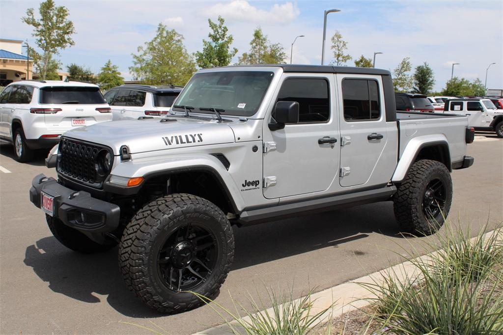 new 2024 Jeep Gladiator car, priced at $67,532