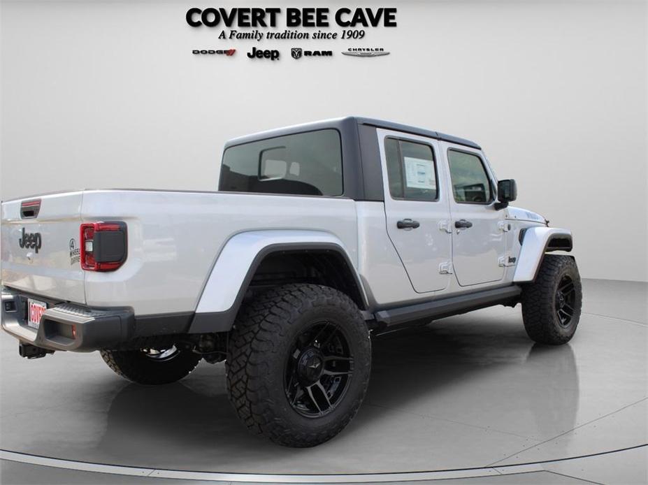 new 2024 Jeep Gladiator car, priced at $67,532