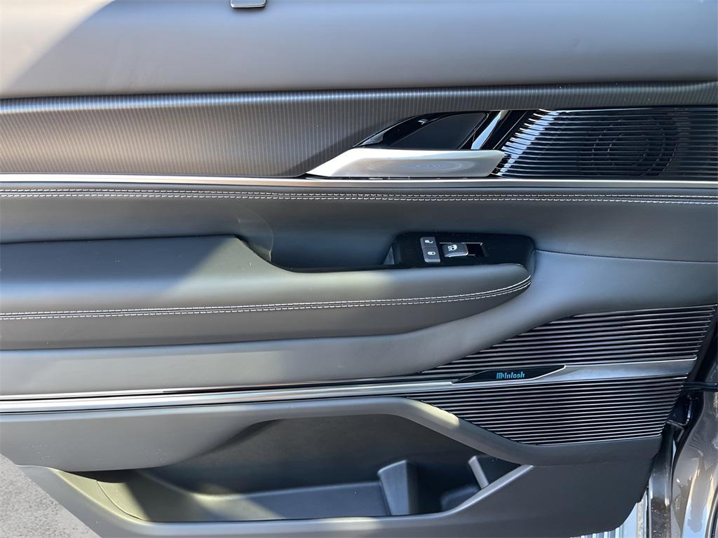 new 2025 Jeep Grand Wagoneer car, priced at $100,235