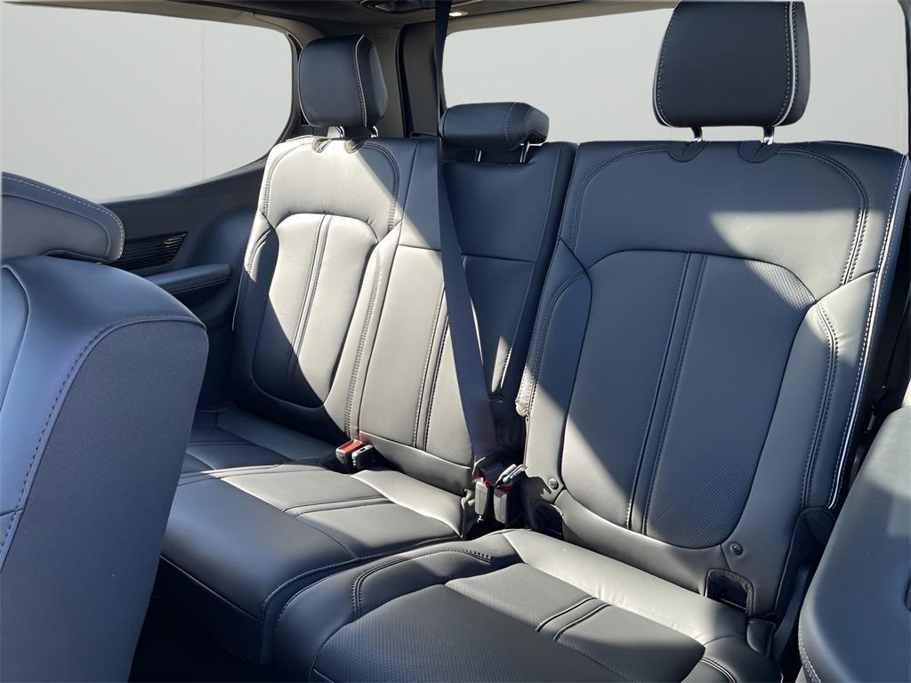 new 2025 Jeep Grand Wagoneer car, priced at $100,235