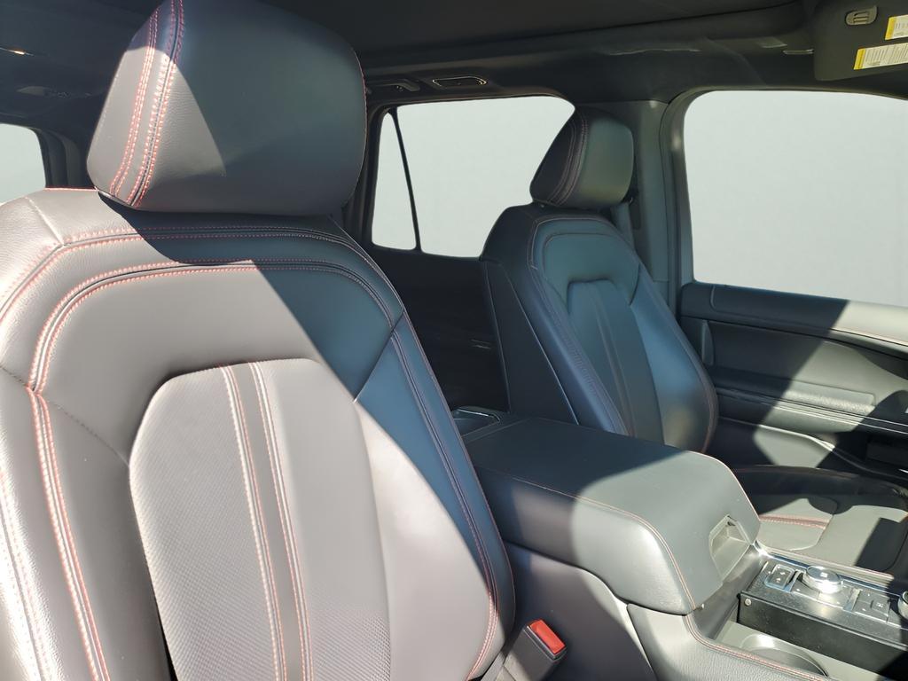 used 2022 Ford Expedition Max car, priced at $53,896