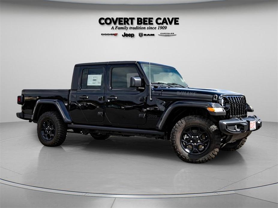 used 2023 Jeep Gladiator car, priced at $46,207