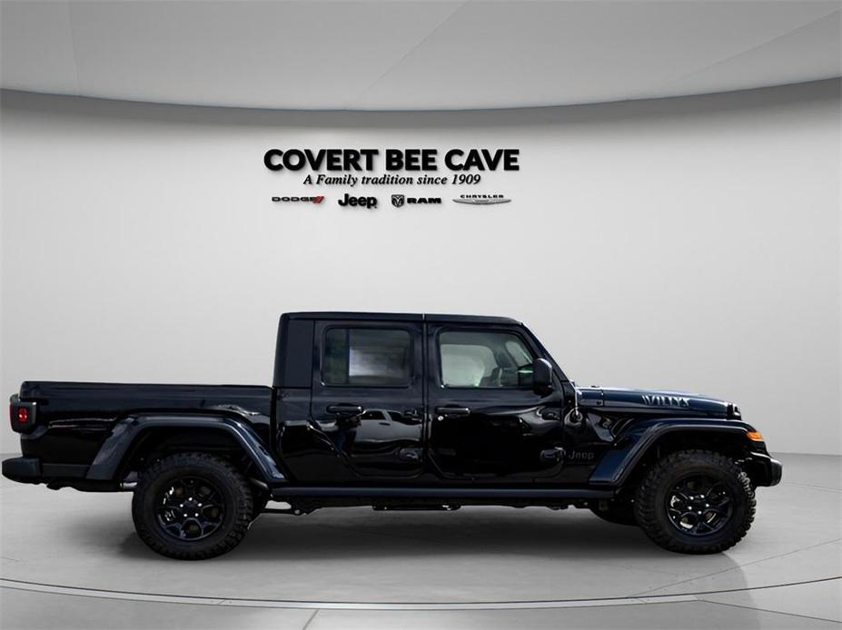 used 2023 Jeep Gladiator car, priced at $46,207