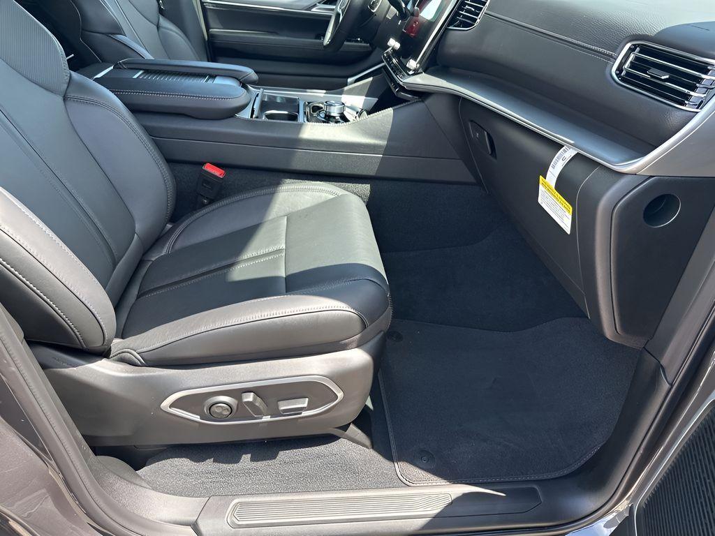 new 2025 Jeep Wagoneer car, priced at $65,275