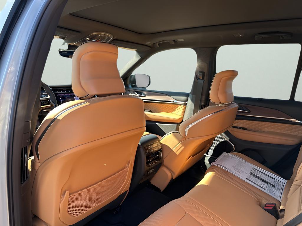 new 2025 Jeep Grand Cherokee car, priced at $60,580