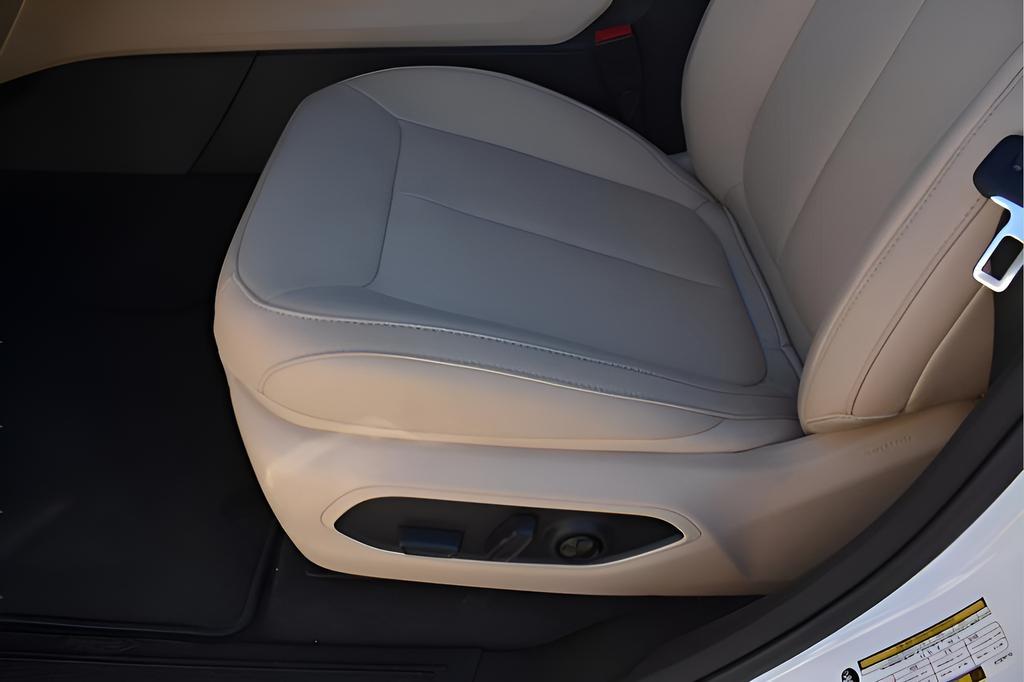 new 2025 Jeep Grand Cherokee car