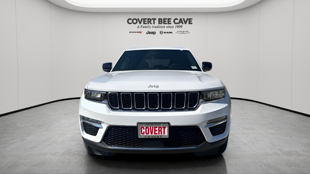 new 2025 Jeep Grand Cherokee car, priced at $38,614