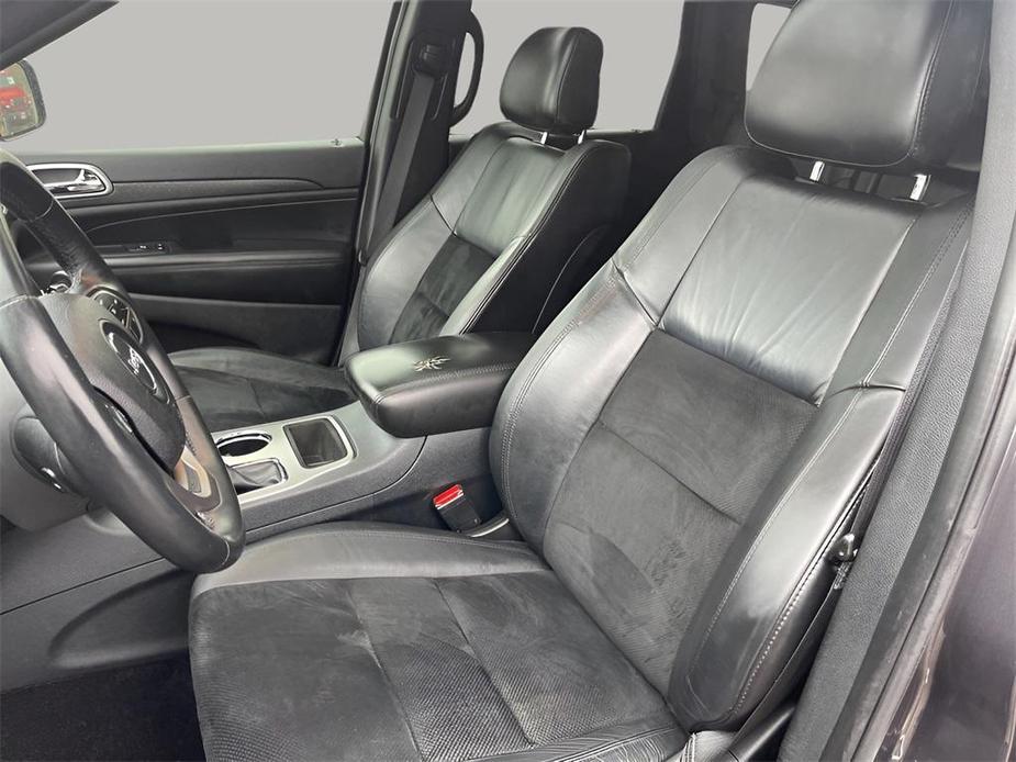 used 2018 Jeep Grand Cherokee car, priced at $19,586