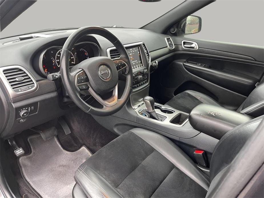 used 2018 Jeep Grand Cherokee car, priced at $19,586