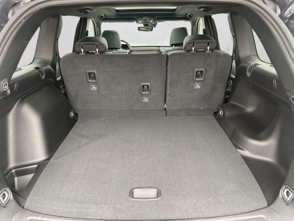 new 2025 Jeep Grand Cherokee car, priced at $44,121