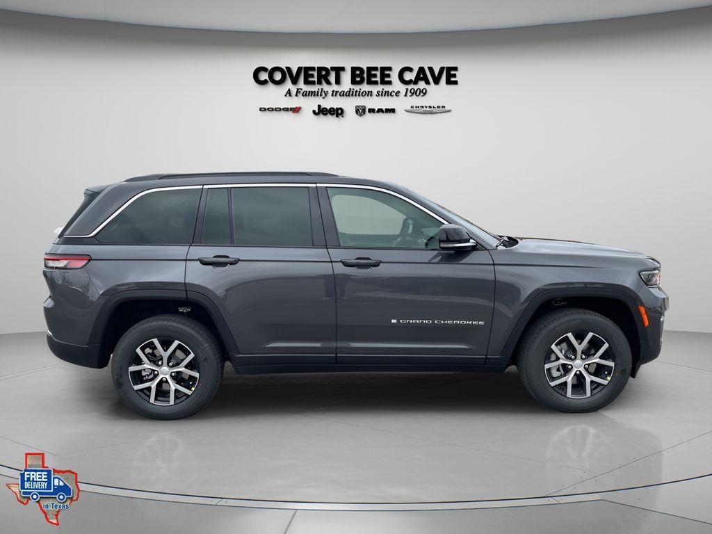 new 2025 Jeep Grand Cherokee car, priced at $44,121