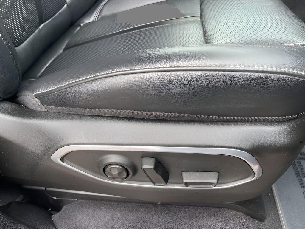 used 2023 Jeep Wagoneer car, priced at $49,897