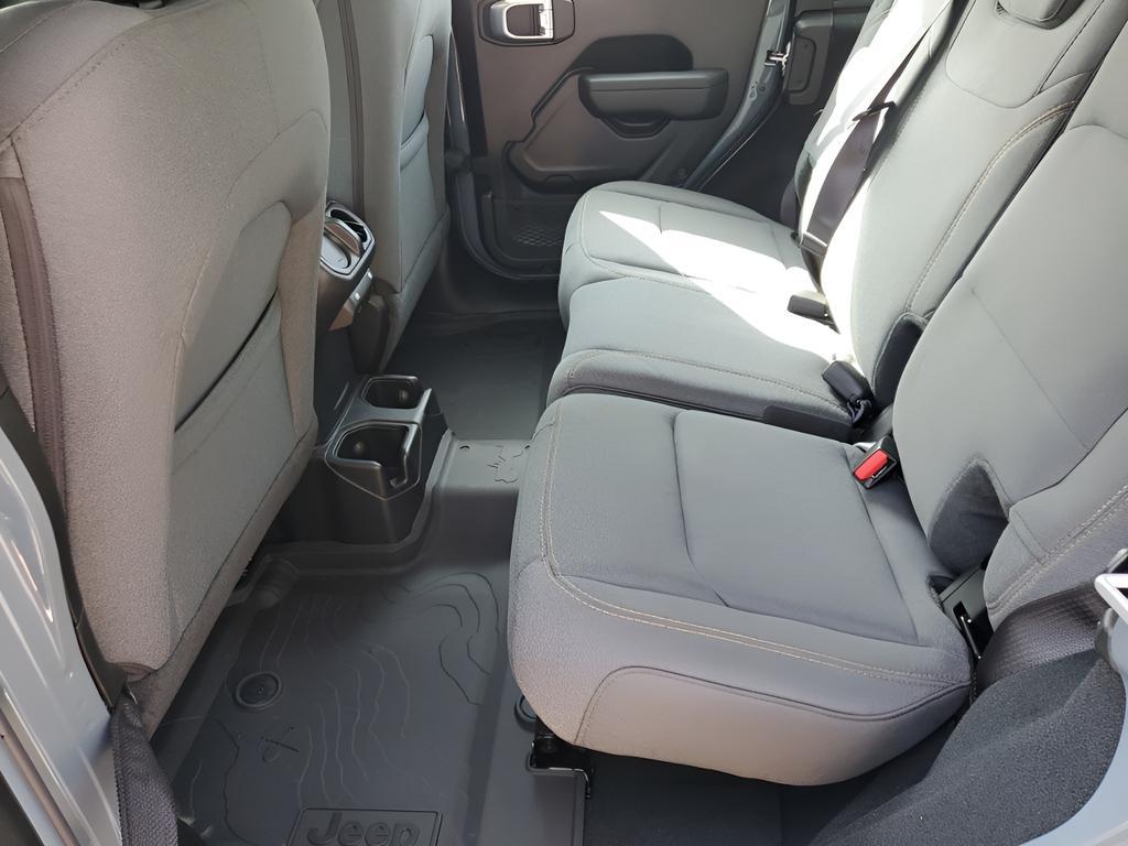 new 2026 Jeep Wrangler car, priced at $41,387