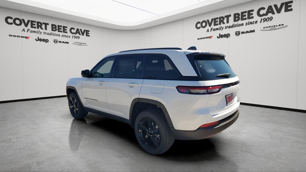 new 2025 Jeep Grand Cherokee car, priced at $40,935