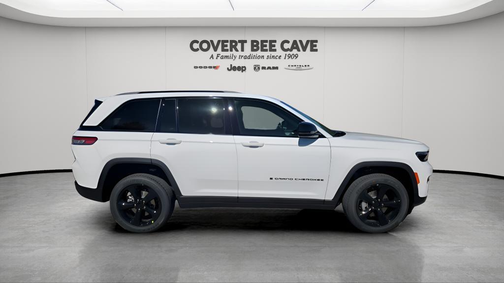 new 2025 Jeep Grand Cherokee car, priced at $40,935