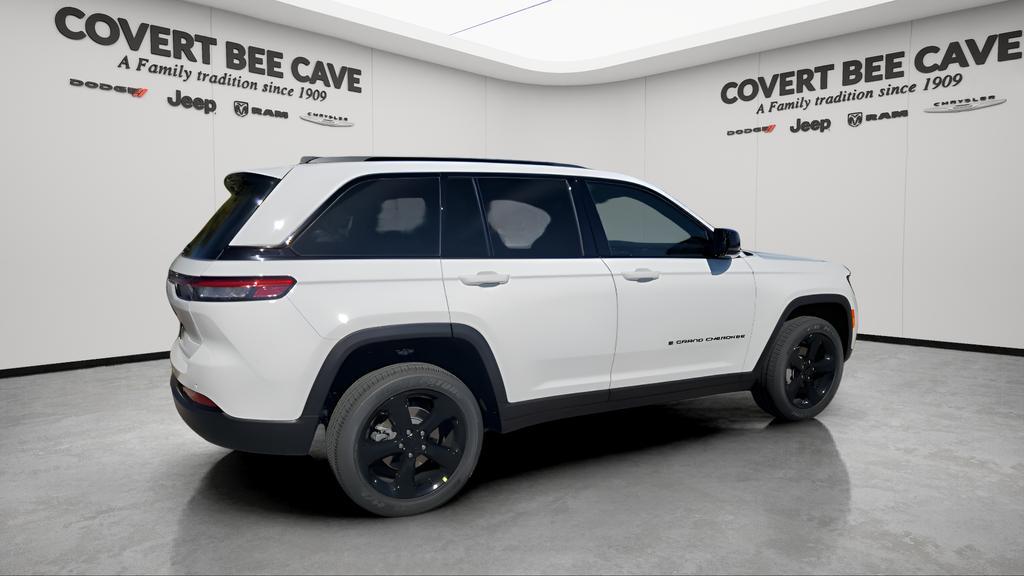 new 2025 Jeep Grand Cherokee car, priced at $40,935