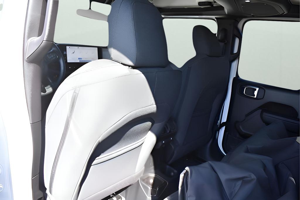 used 2025 Jeep Gladiator car, priced at $37,753