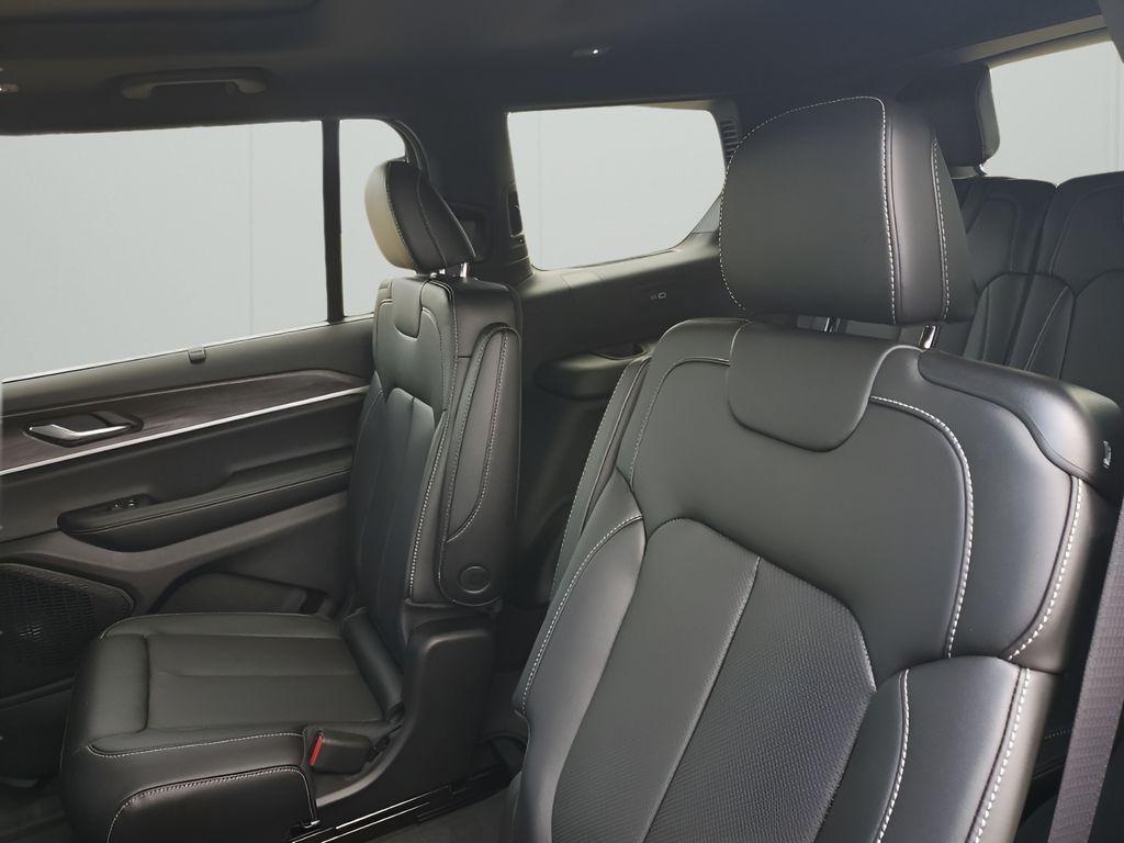 new 2025 Jeep Grand Cherokee L car, priced at $51,584