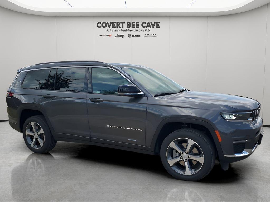 new 2025 Jeep Grand Cherokee L car, priced at $51,584